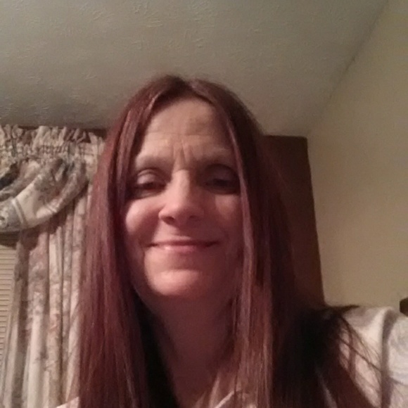 Meet your Posher, Mary - Picture 2 of 3